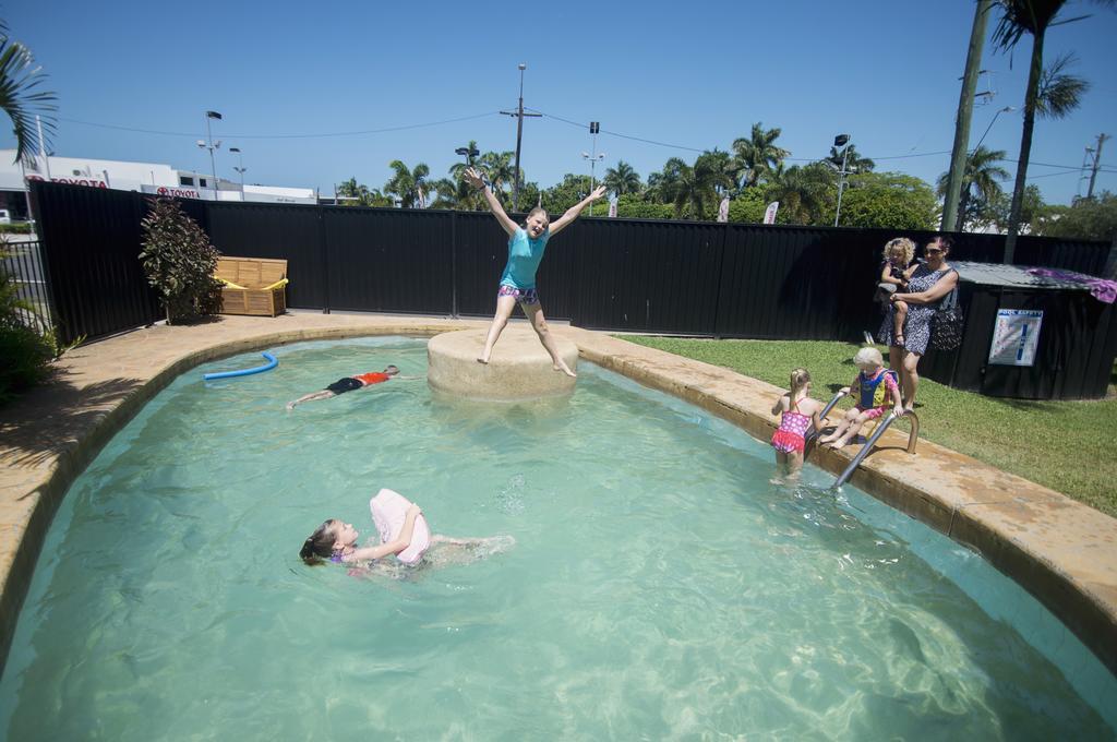 Cool Palms Motel Mackay Exterior photo